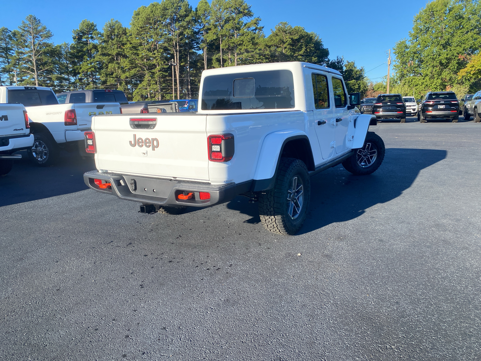 2027 Jeep Gladiator Mojave photo 6