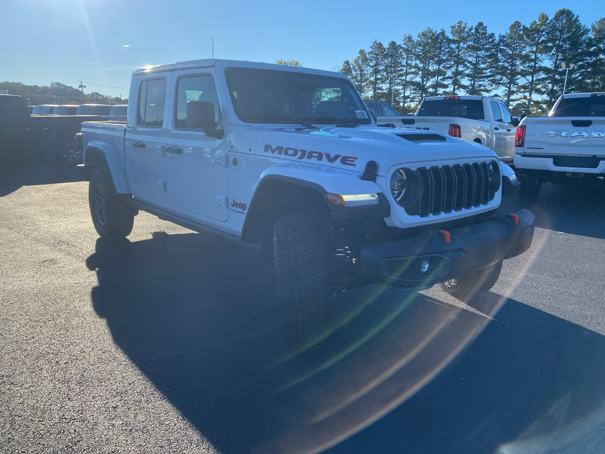 2027 Jeep Gladiator Mojave photo 4