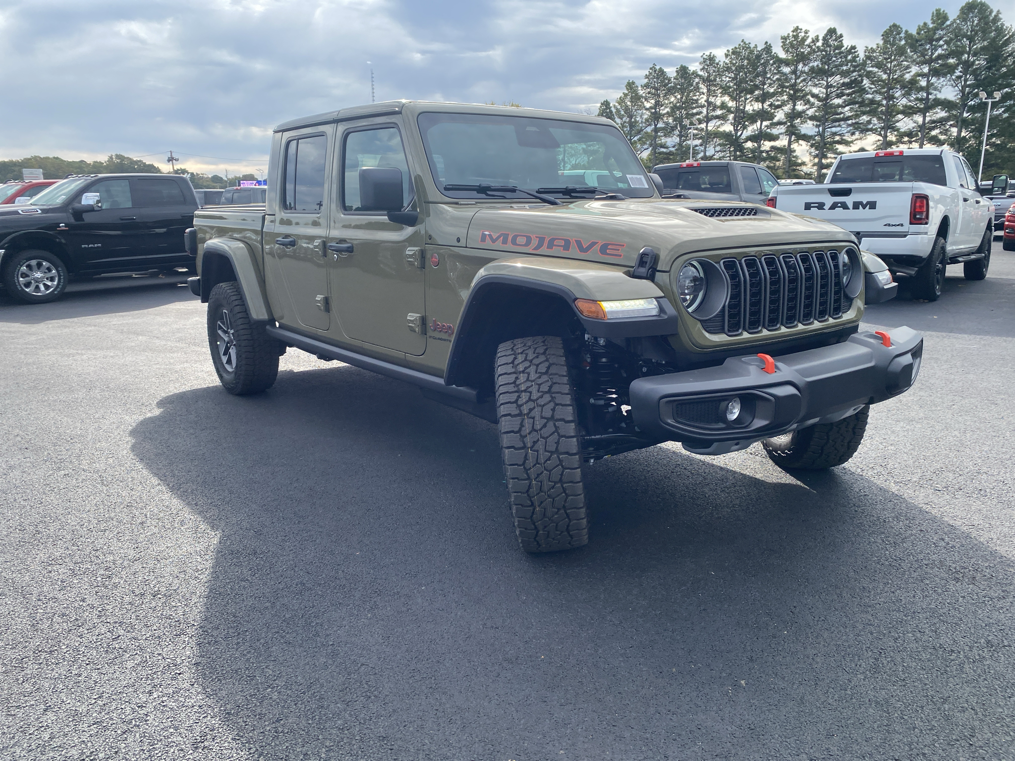 2027 Jeep Gladiator Mojave photo 3