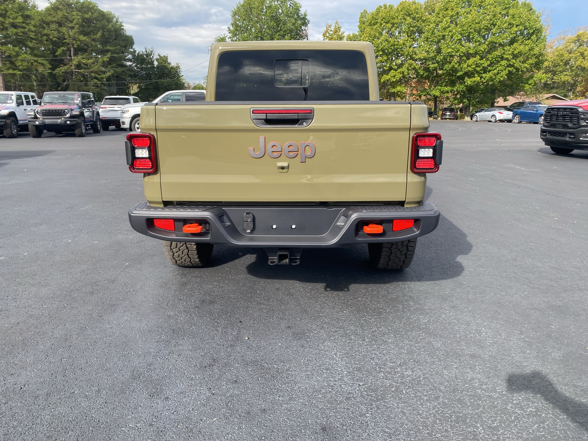 2027 Jeep Gladiator Mojave photo 6