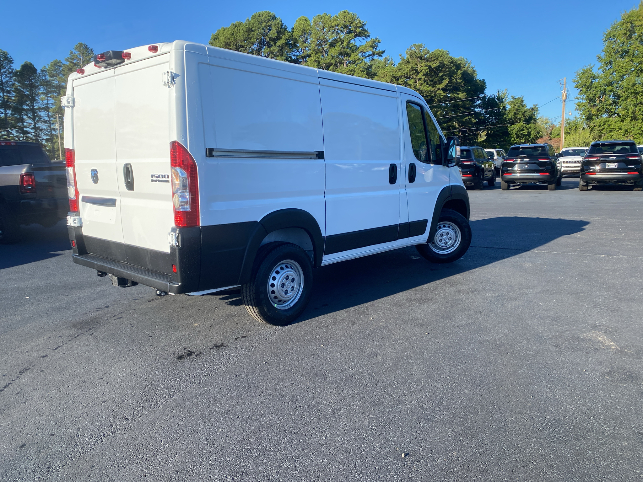 2027 Ram ProMaster 1500 Tradesman photo 5