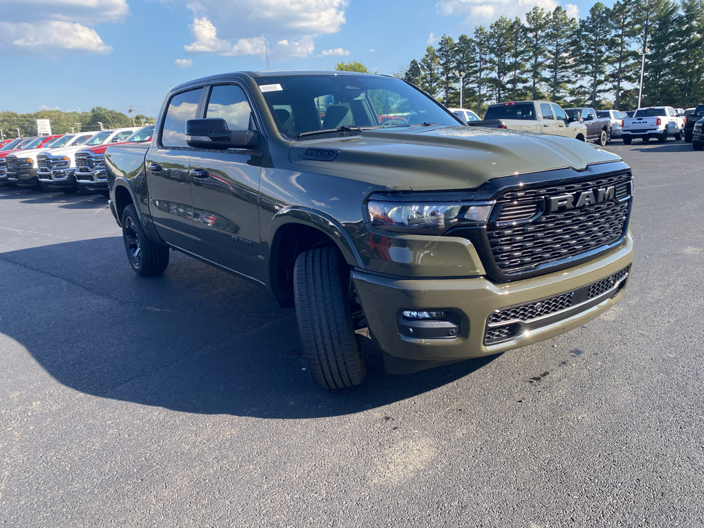 2027 Ram 1500 Big Horn photo 3