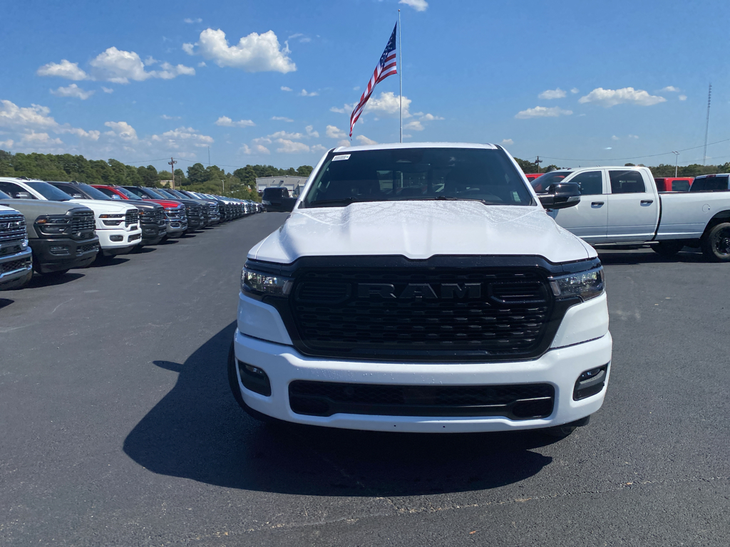 2027 Ram 1500 Big Horn photo 3