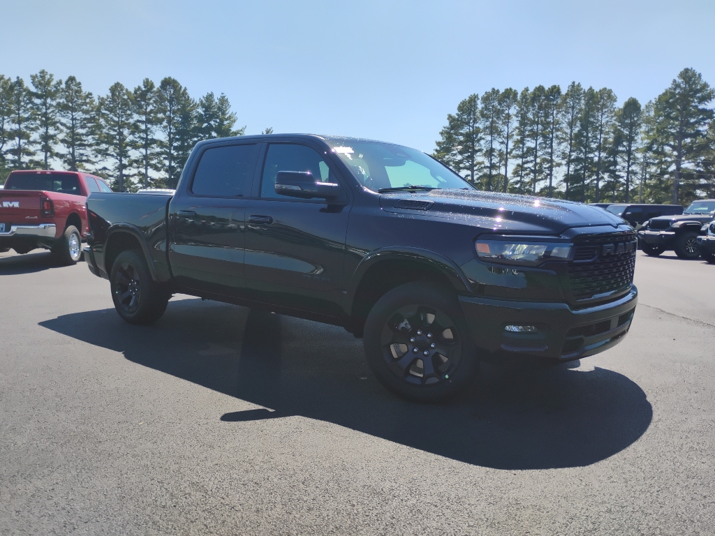 2027 Ram 1500 Big Horn photo 3