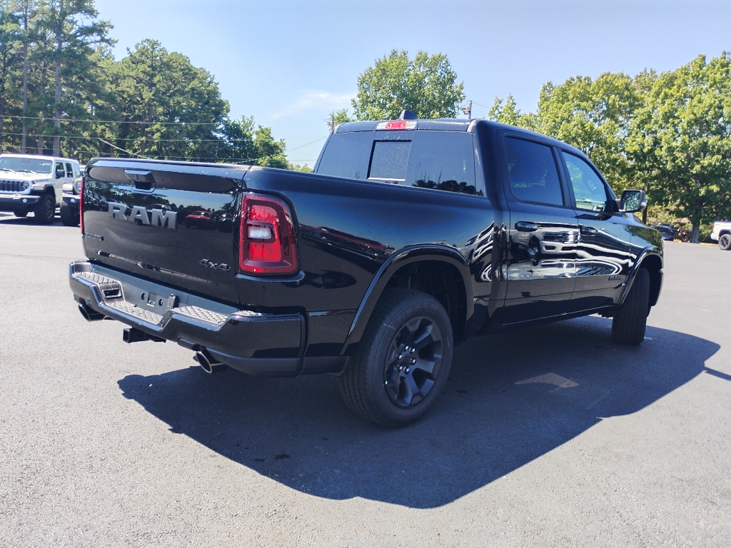 2027 Ram 1500 Big Horn photo 5