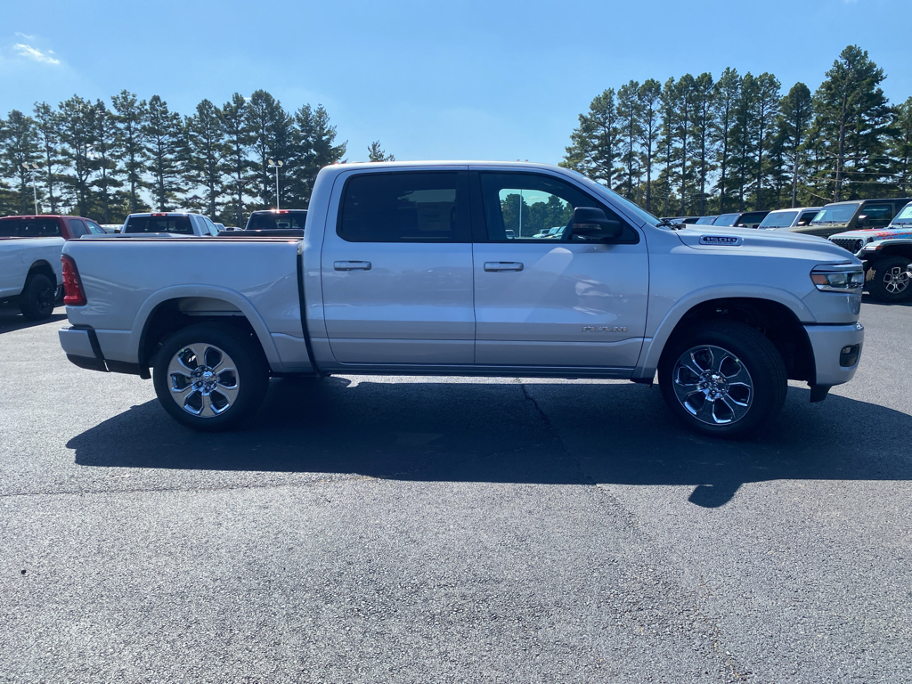 2027 Ram 1500 Big Horn photo 6