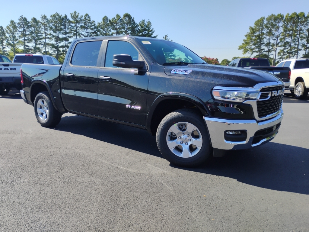 2027 Ram 1500 Big Horn photo 3