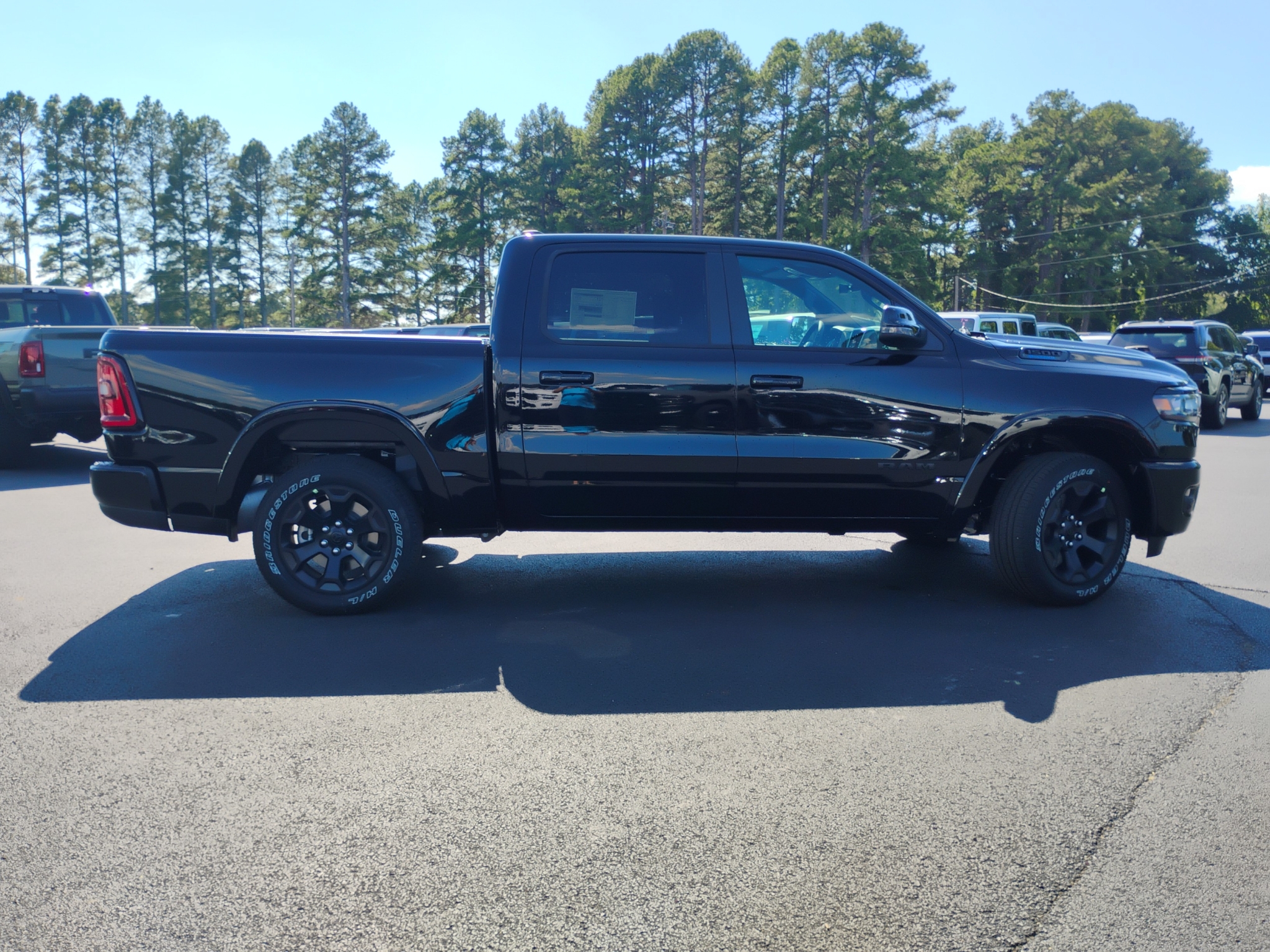 2027 Ram 1500 Big Horn photo 4