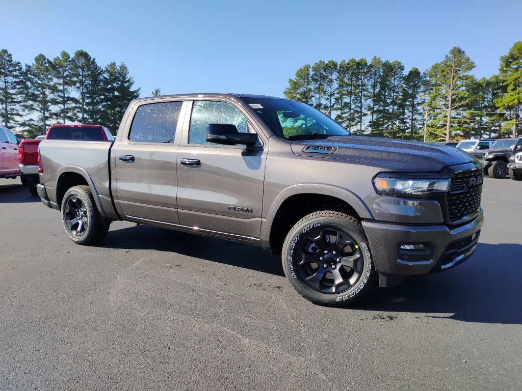 2027 Ram 1500 Big Horn photo 3