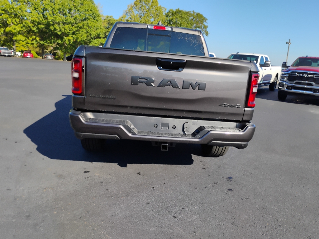 2027 Ram 1500 Big Horn photo 6
