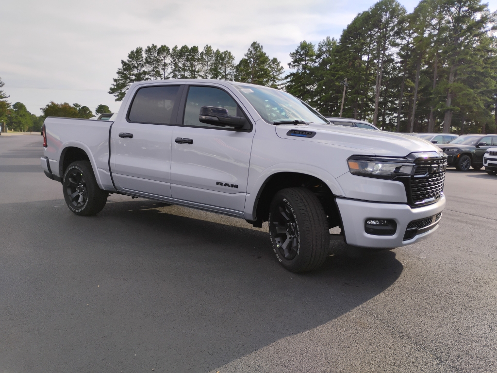 2027 Ram 1500 Big Horn photo 3