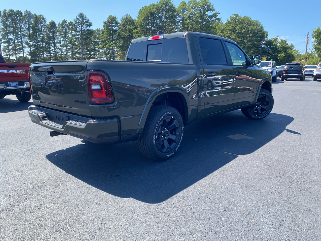 2027 Ram 1500 Big Horn photo 5