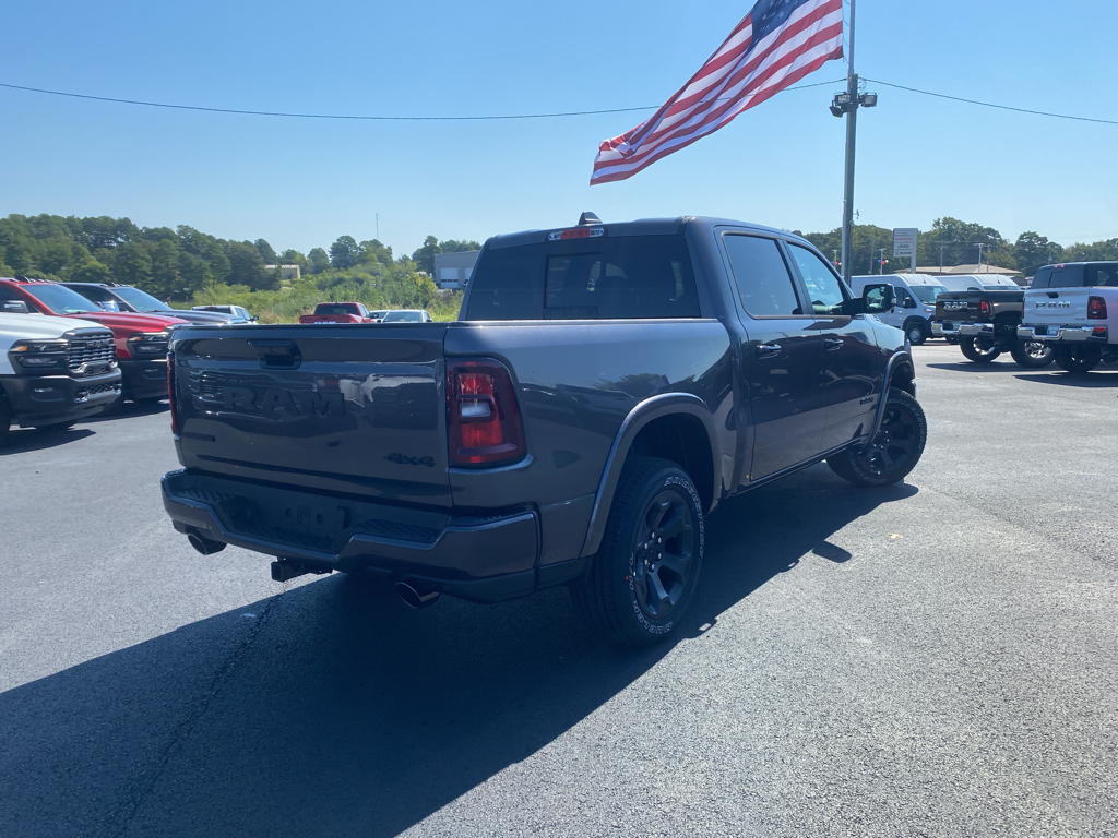 2027 Ram 1500 Big Horn photo 5