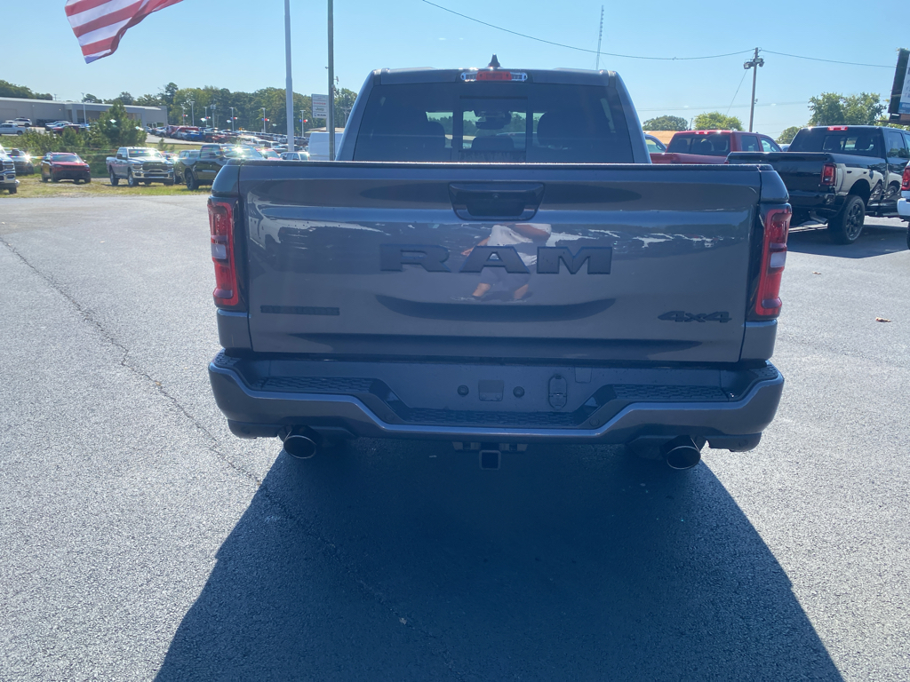 2027 Ram 1500 Big Horn photo 6