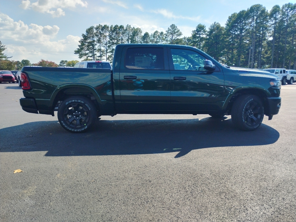 2027 Ram 1500 Big Horn photo 4