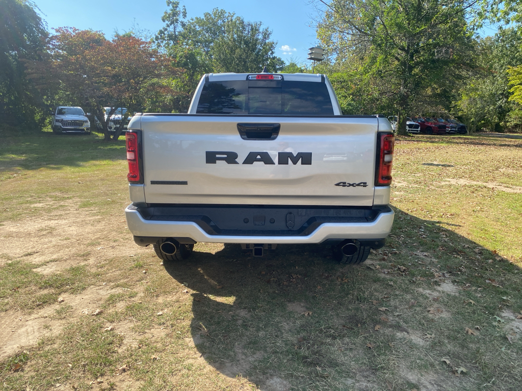 2027 Ram 1500 Big Horn photo 6