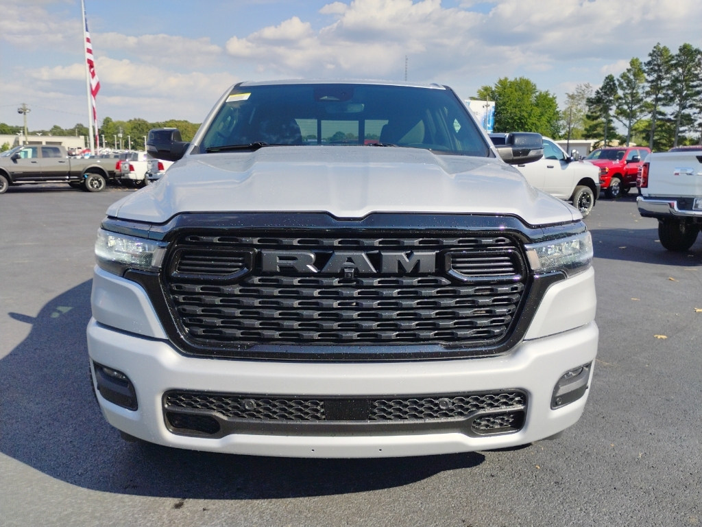 2027 Ram 1500 Big Horn photo 2