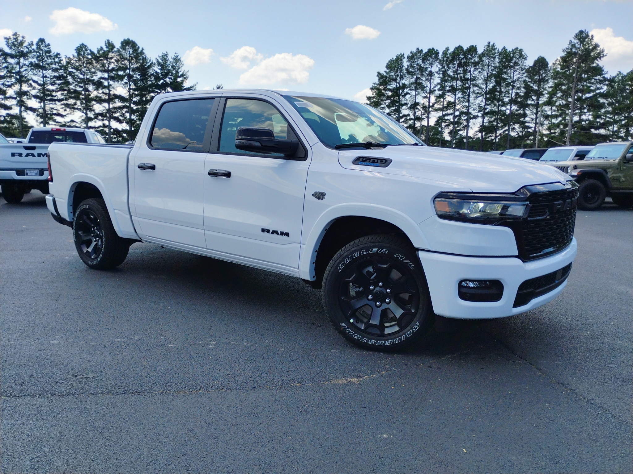 2027 Ram 1500 Big Horn photo 3