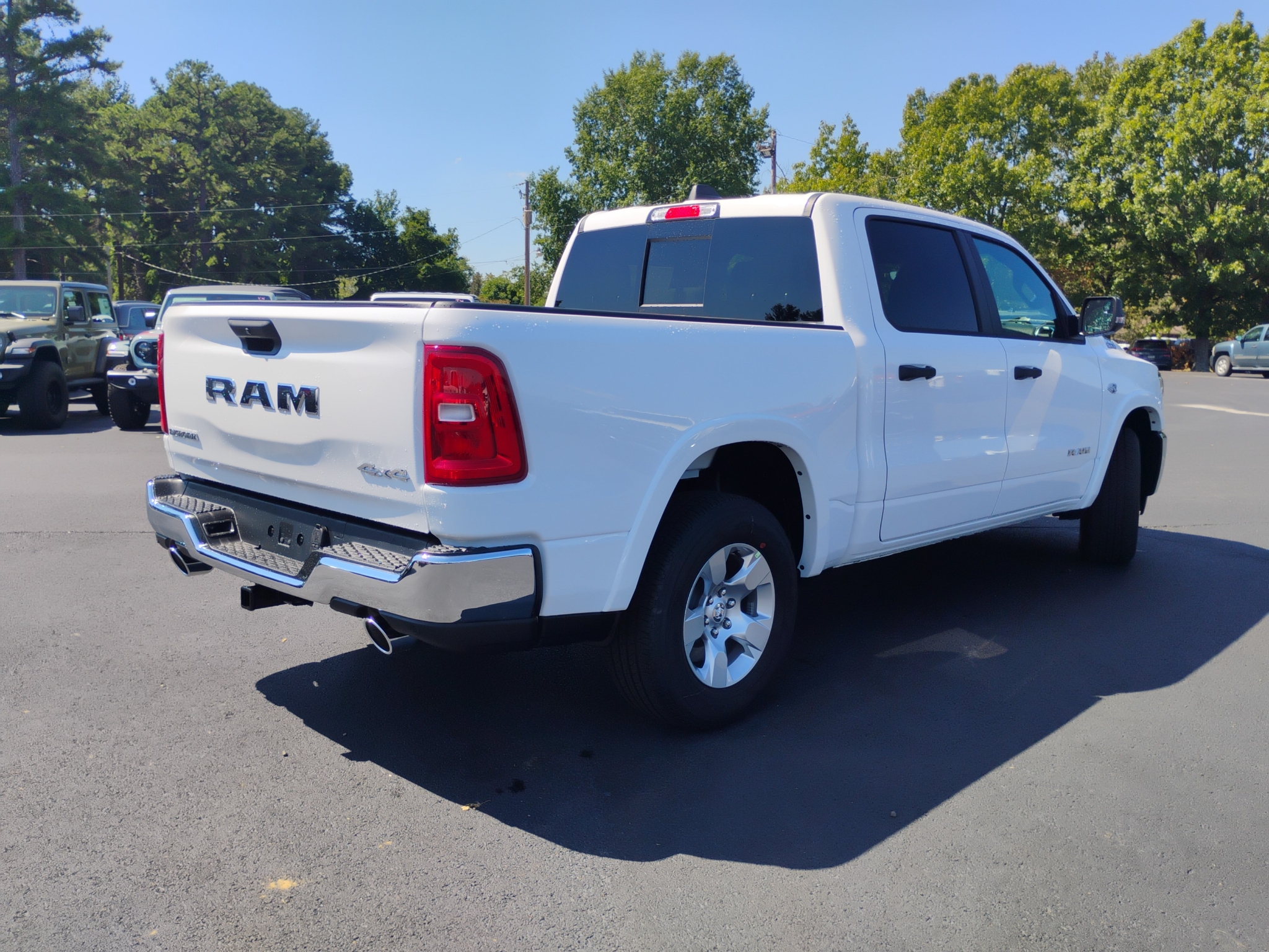 2027 Ram 1500 Big Horn photo 5