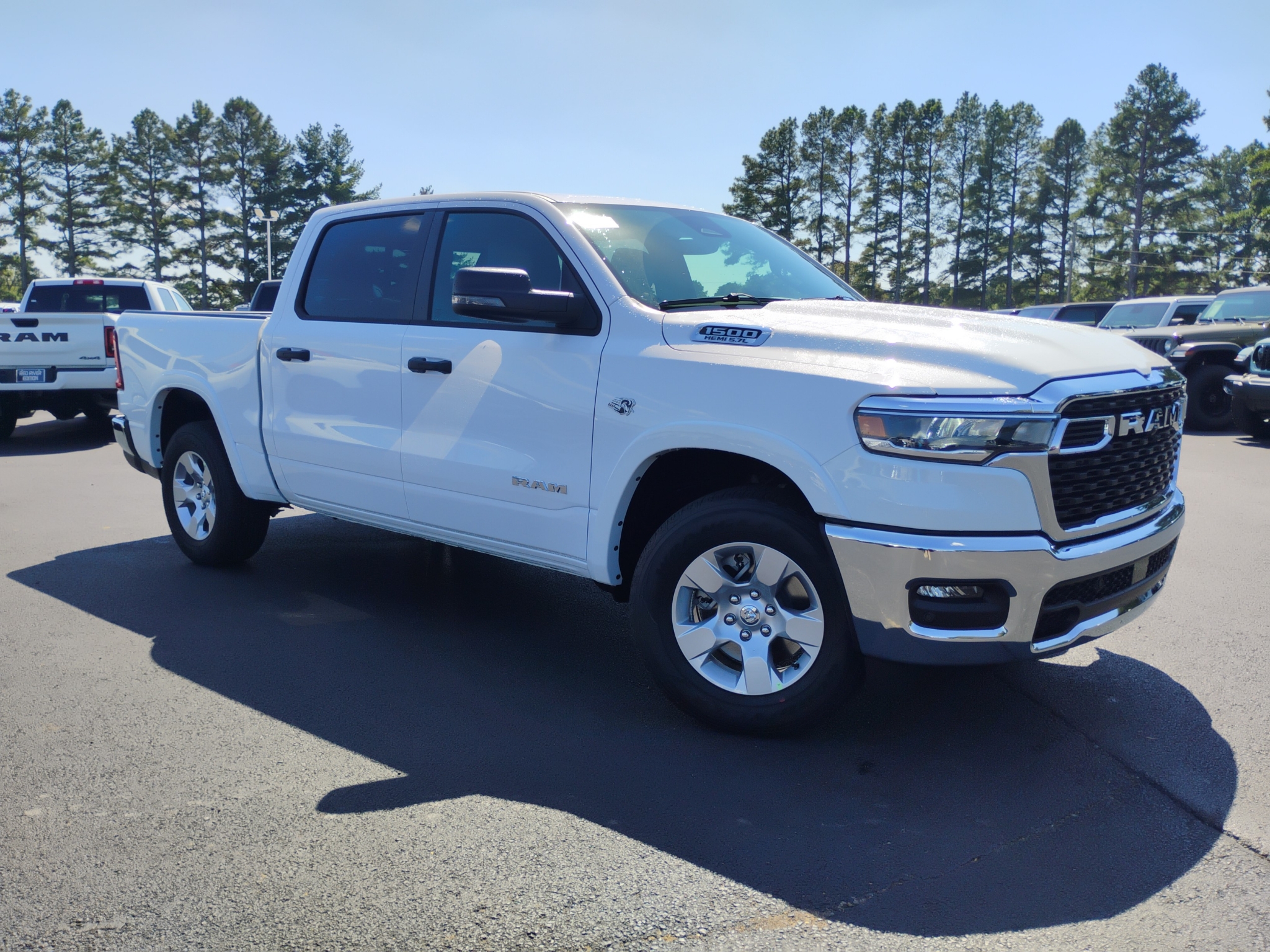 2027 Ram 1500 Big Horn photo 3