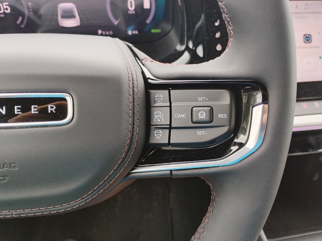2025 Jeep Wagoneer S representative vehicle photo