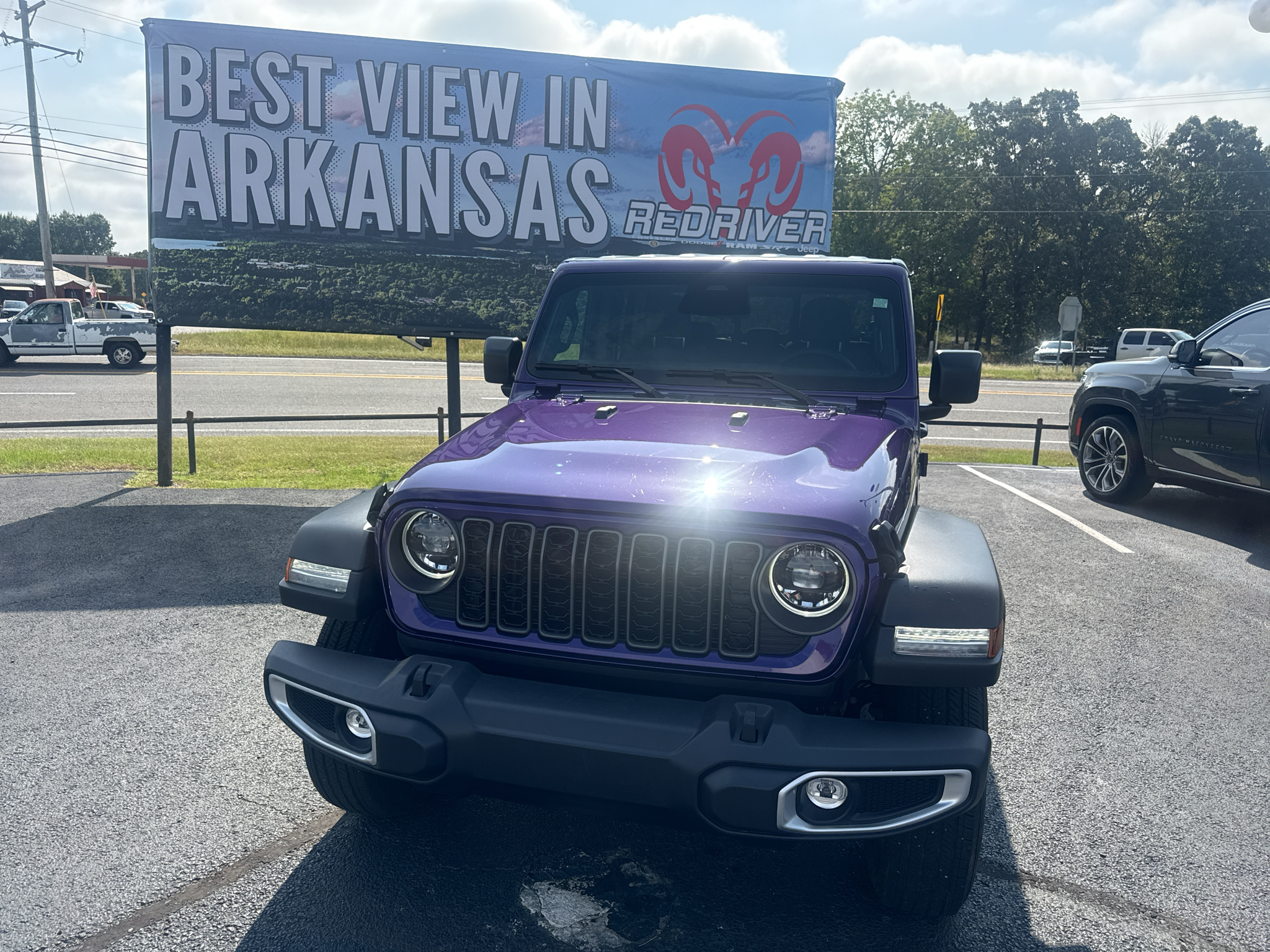 2026 Jeep Gladiator Sport S photo 2