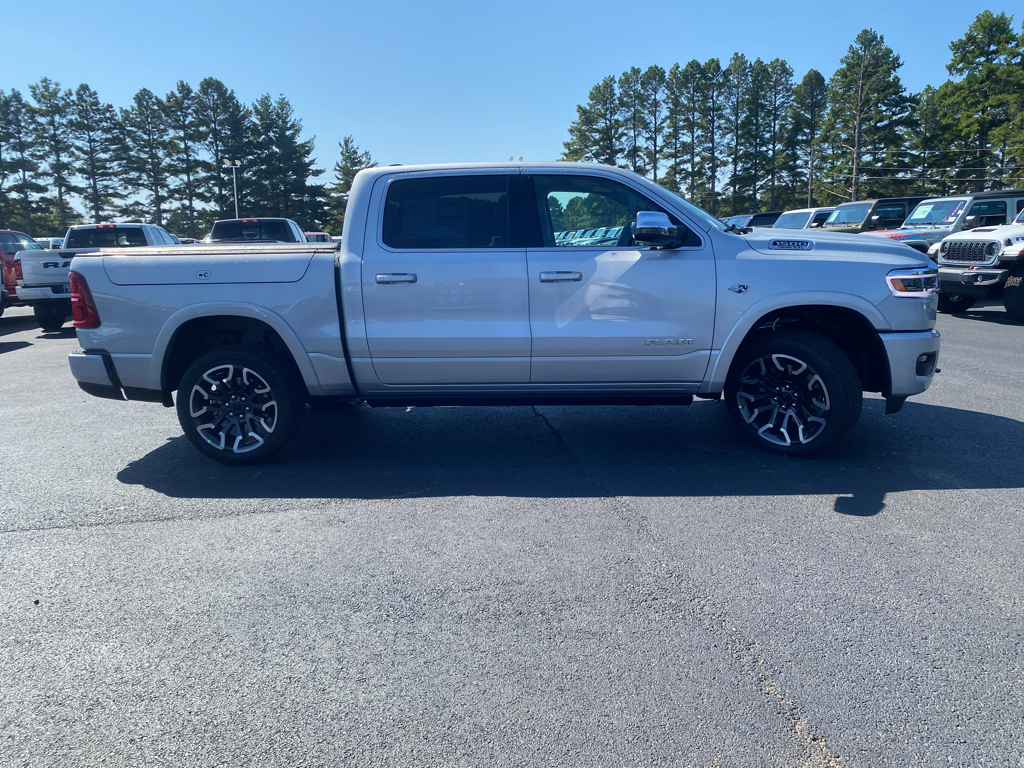 2027 Ram 1500 Longhorn photo 4