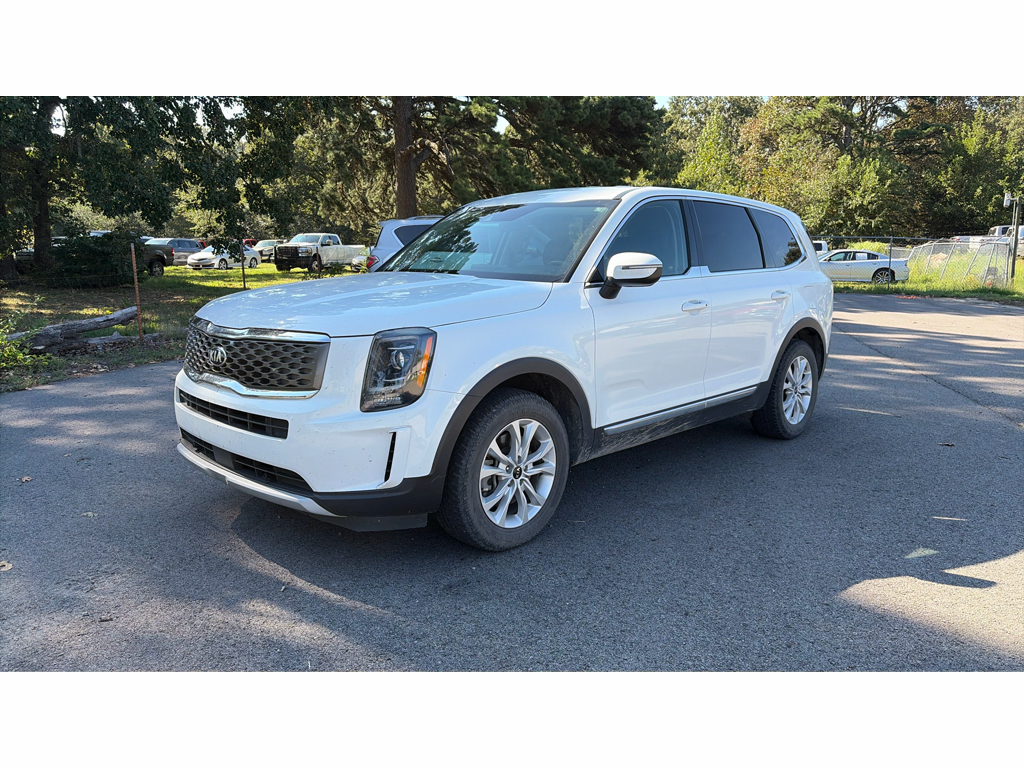 2020 Kia Telluride LX photo 1