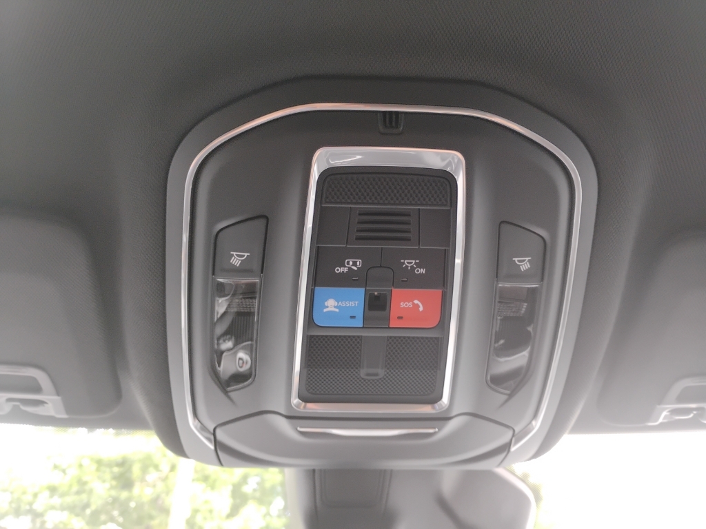 2026 Jeep Grand Cherokee L representative vehicle photo