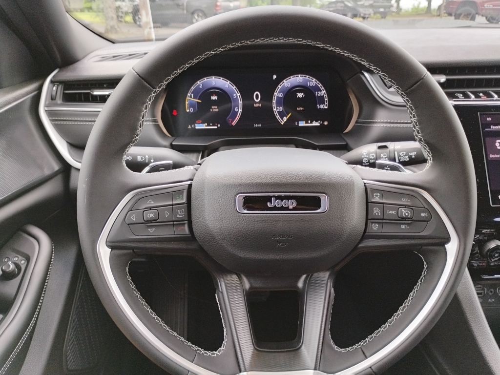 2026 Jeep Grand Cherokee L representative vehicle photo