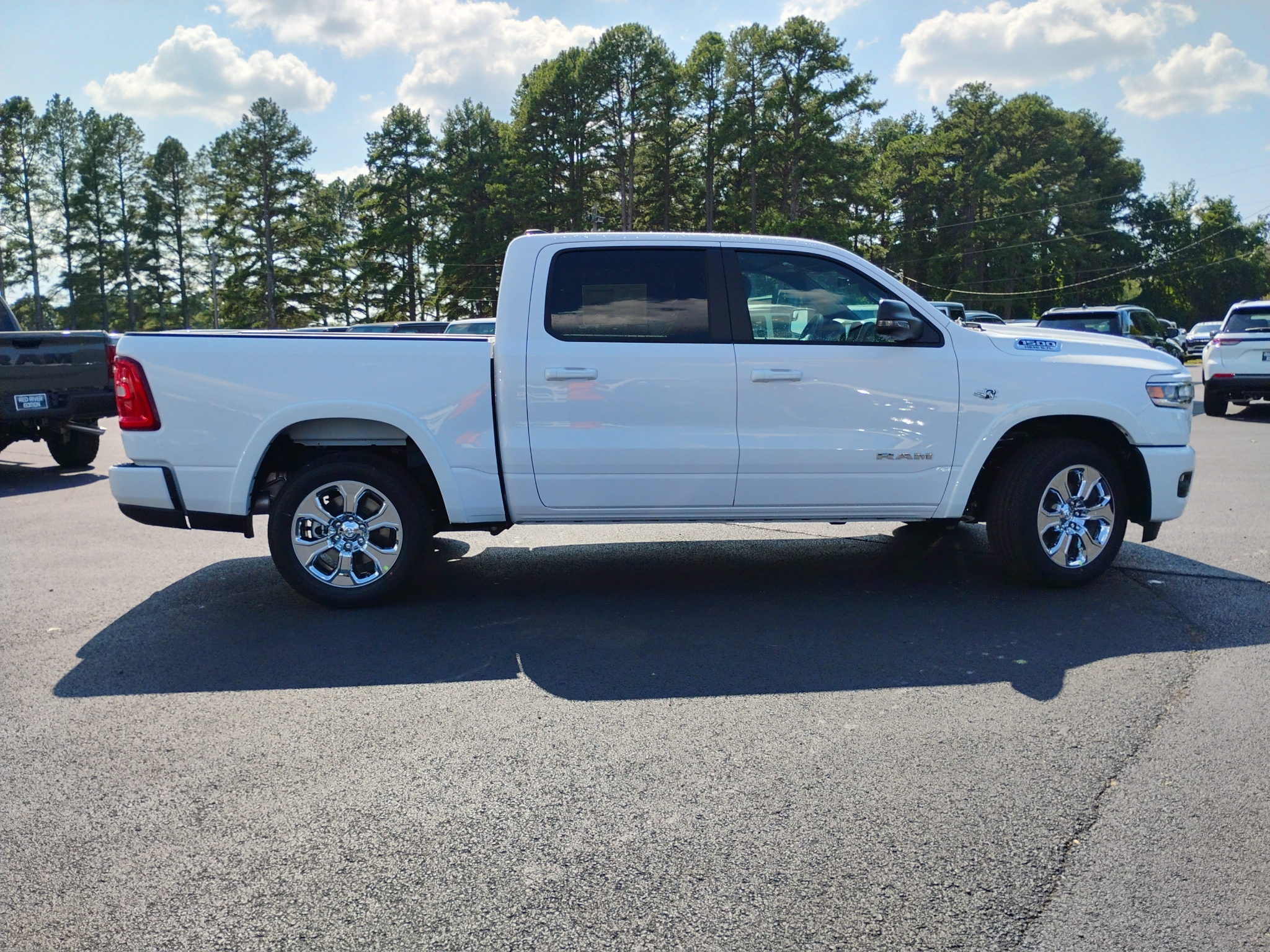 2027 Ram 1500 Big Horn photo 4