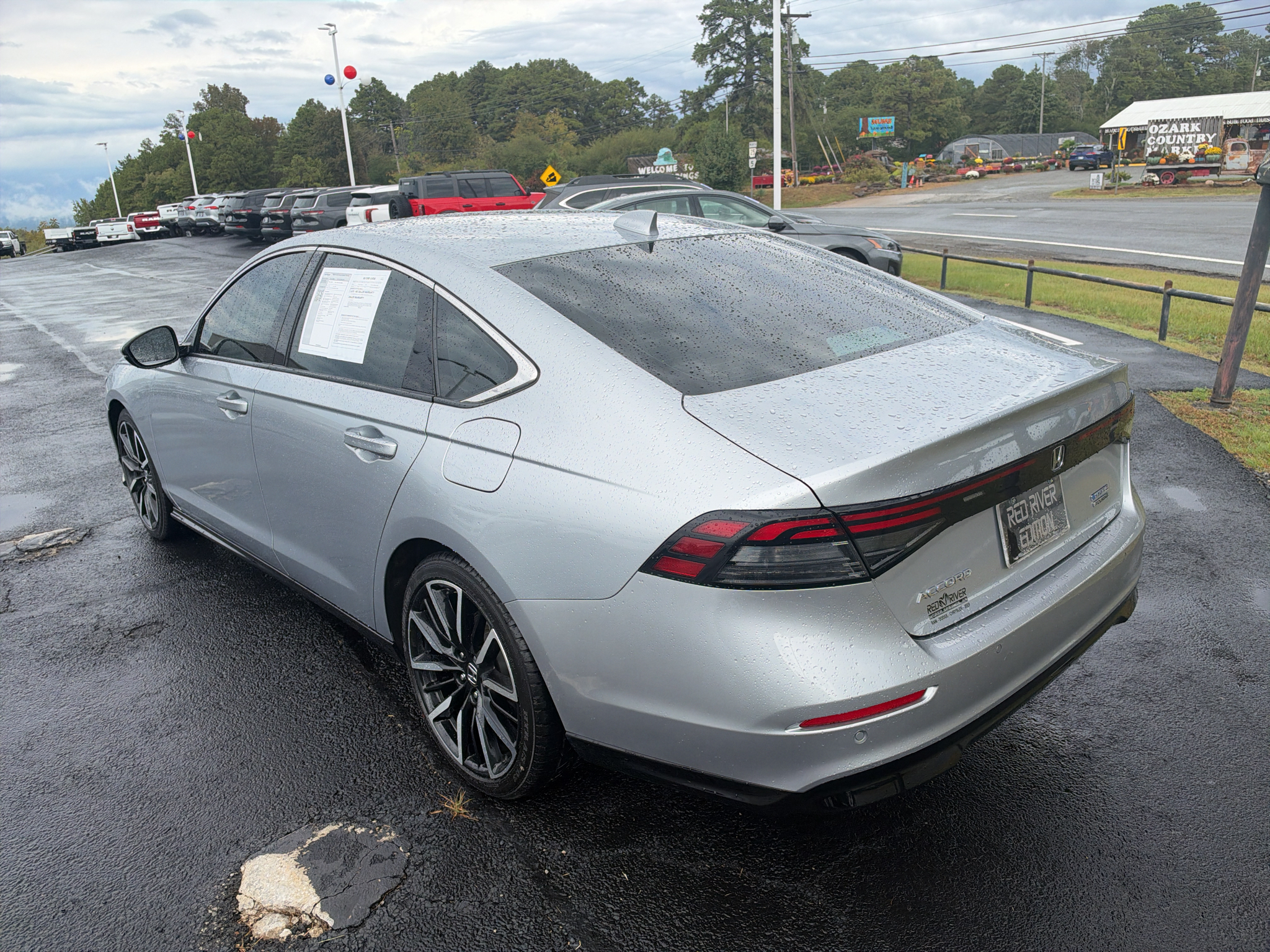 2024 Honda Accord Hybrid Touring photo 6
