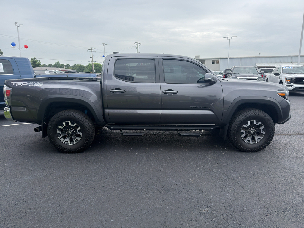 2022 Toyota Tacoma TRD Off Road photo 5
