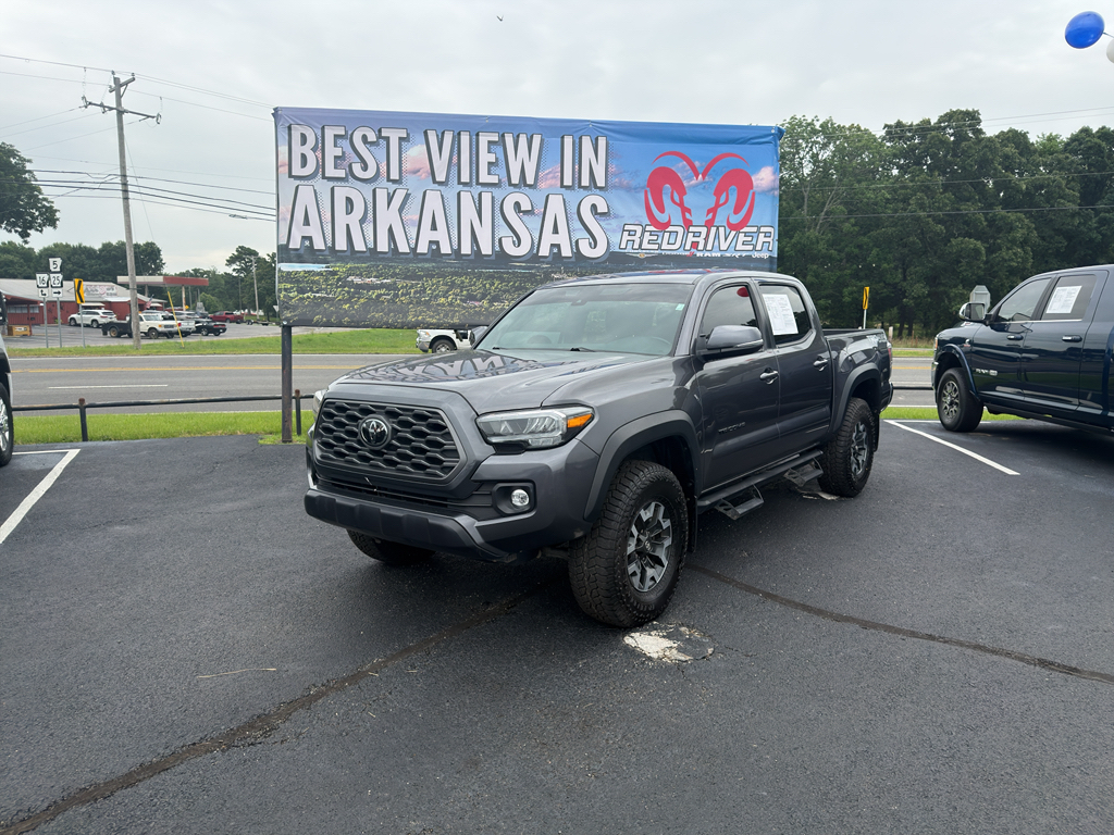 2022 Toyota Tacoma TRD Off Road photo 2