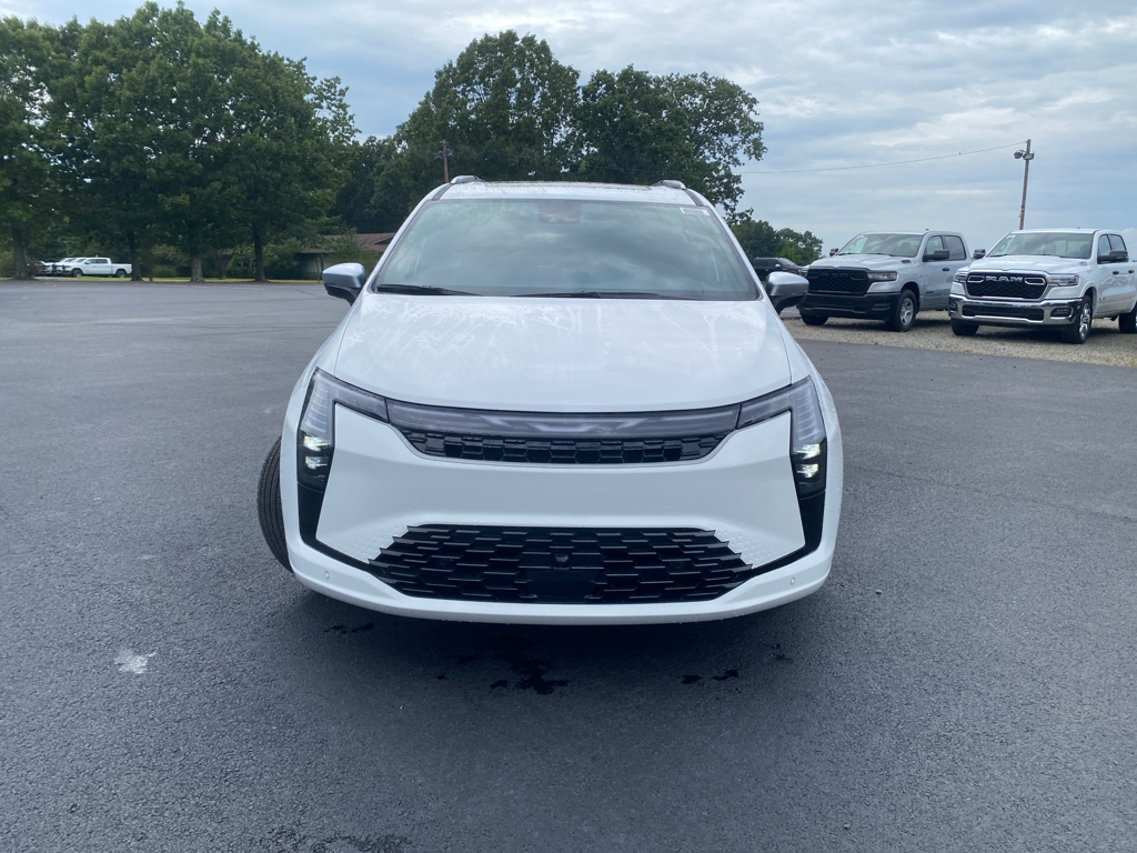 2027 Chrysler Pacifica Pinnacle photo 2