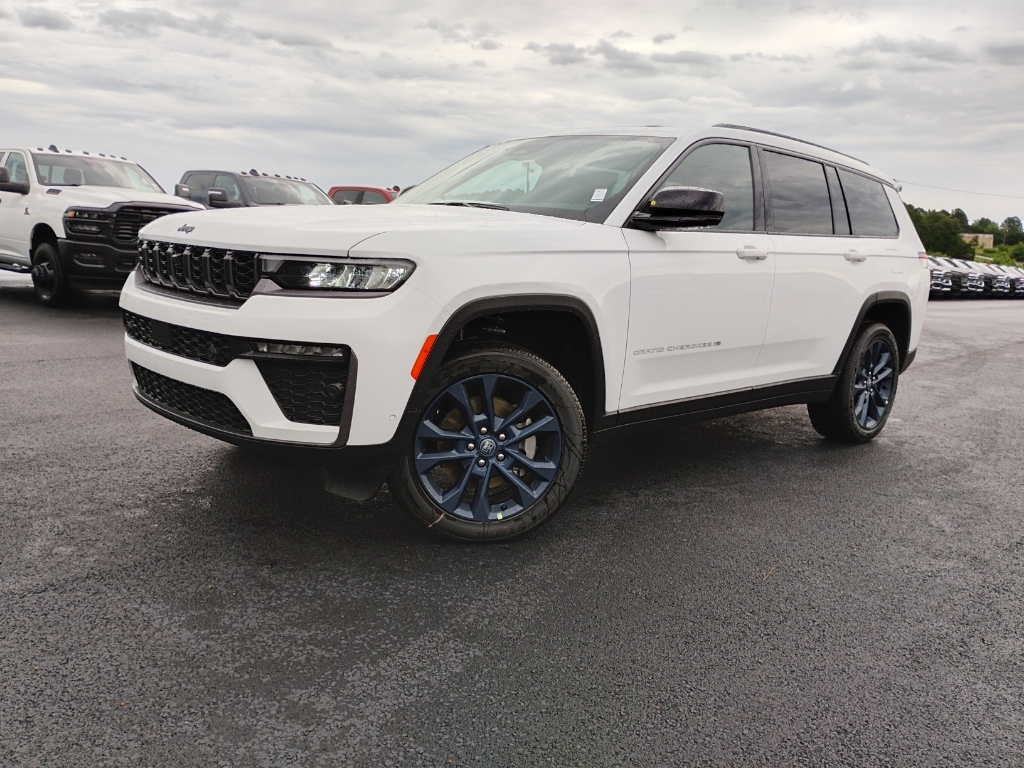 2026 Jeep Grand Cherokee L 85th Anniversary Edition photo 1