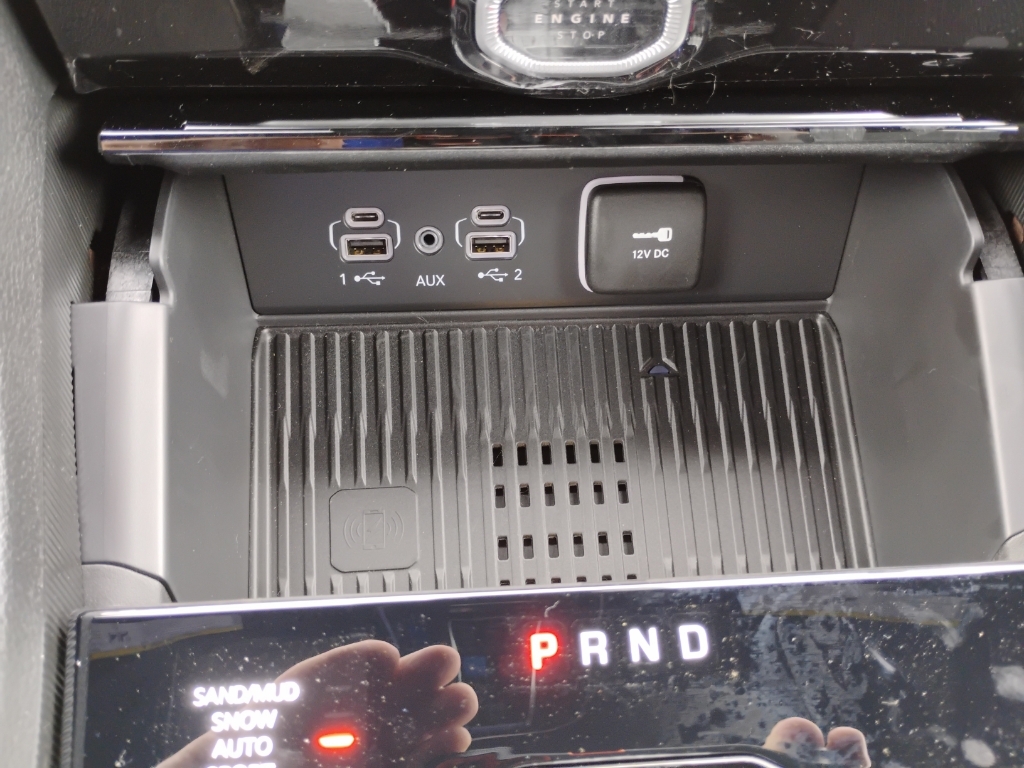 2026 Jeep Grand Cherokee L representative vehicle photo