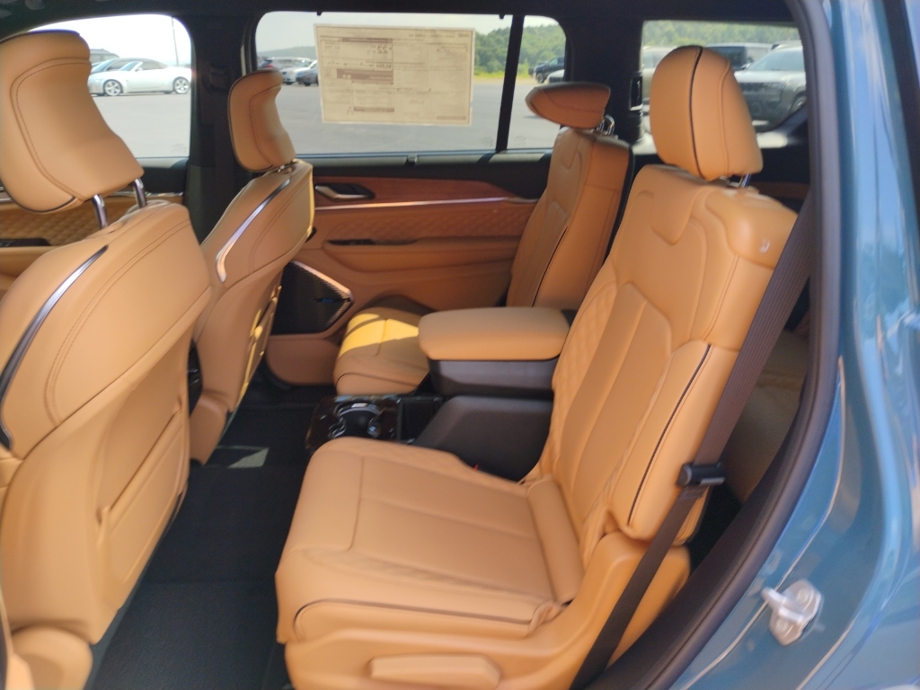 2026 Jeep Grand Cherokee L representative vehicle photo