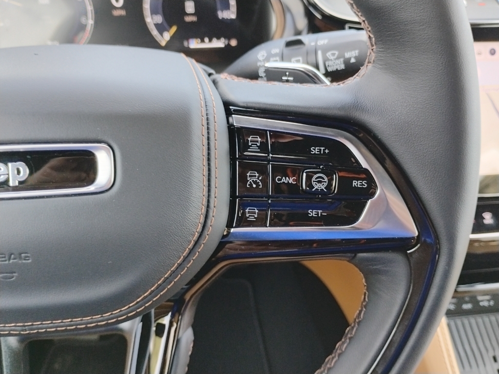 2026 Jeep Grand Cherokee L representative vehicle photo