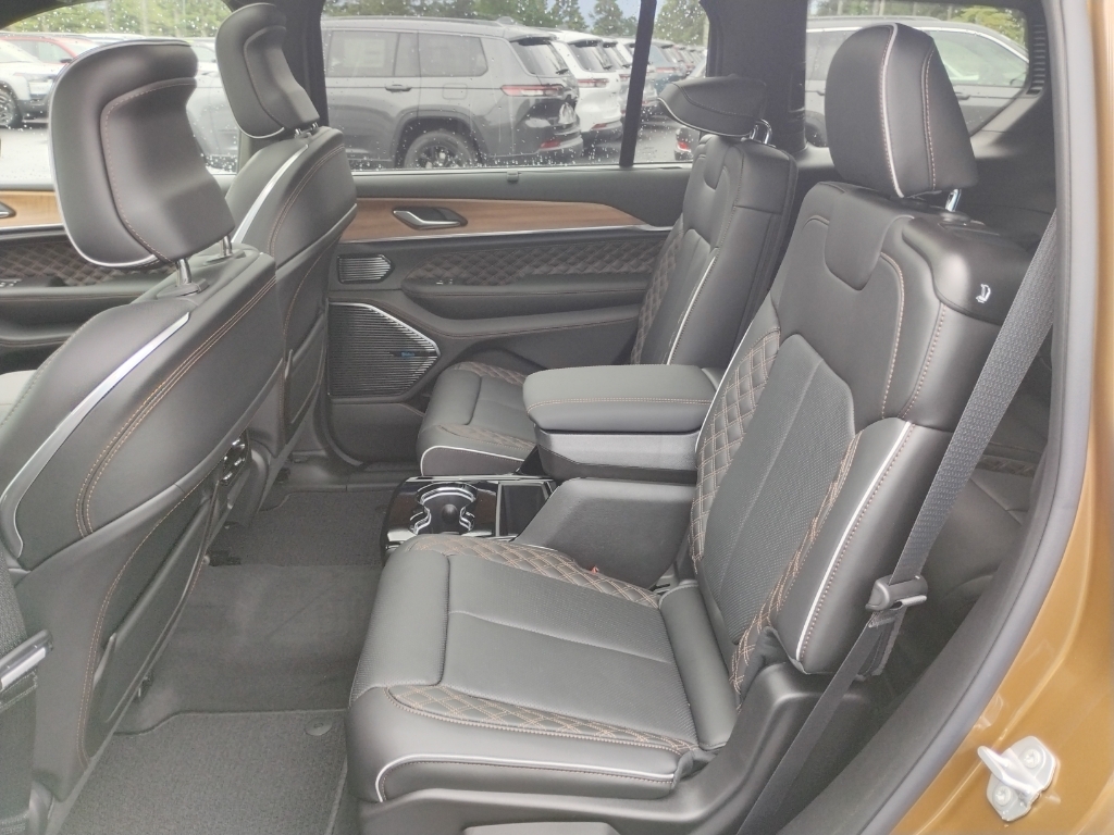 2026 Jeep Grand Cherokee L representative vehicle photo