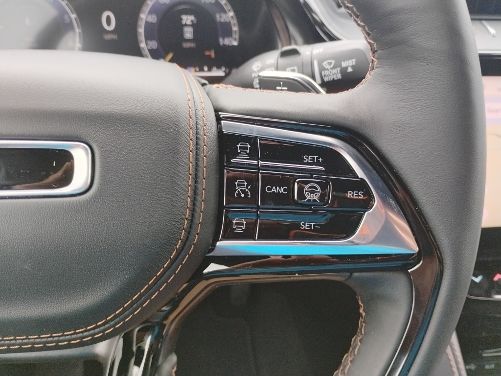 2026 Jeep Grand Cherokee L representative vehicle photo