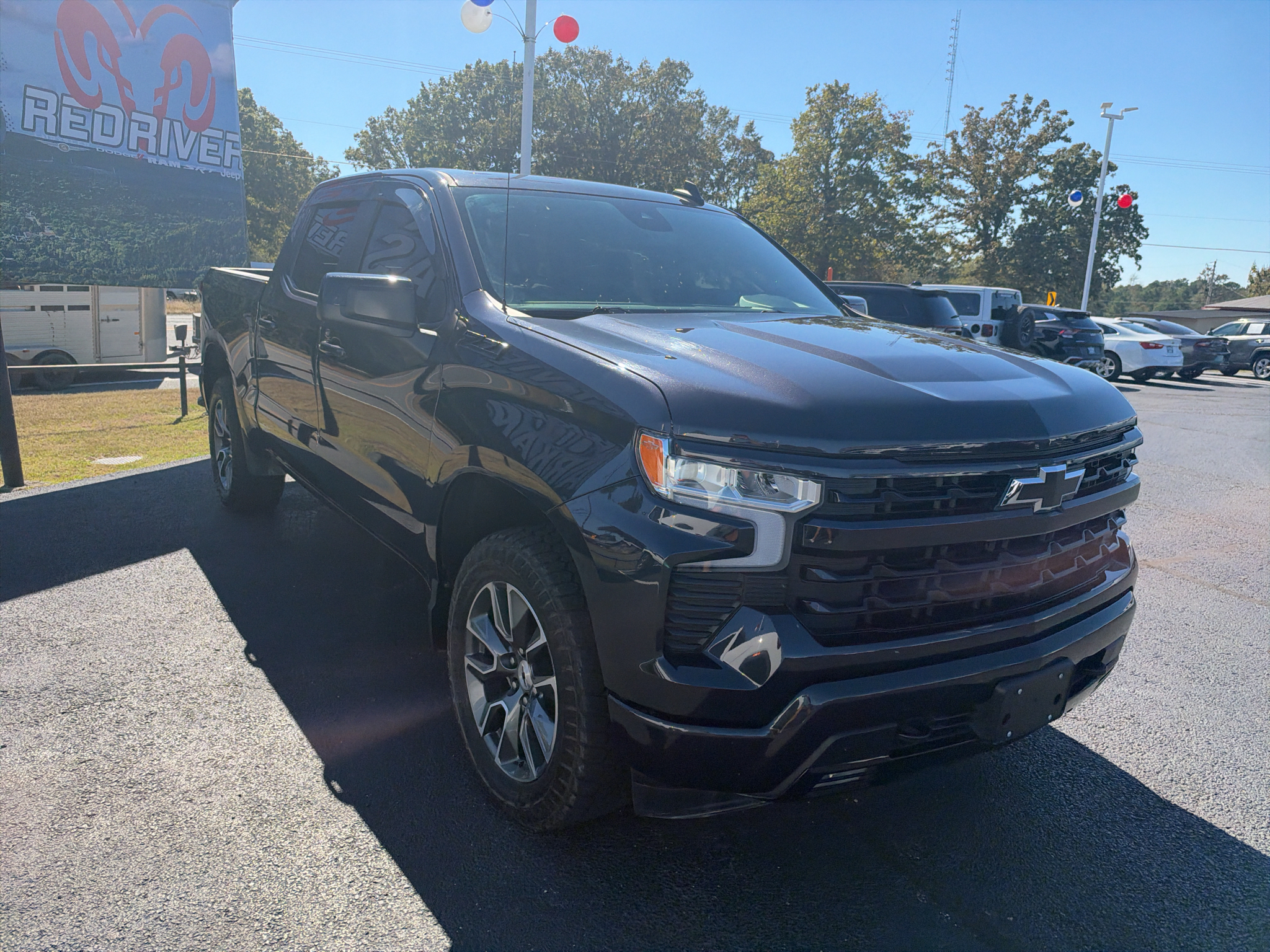 2023 Chevrolet Silverado RST photo 3