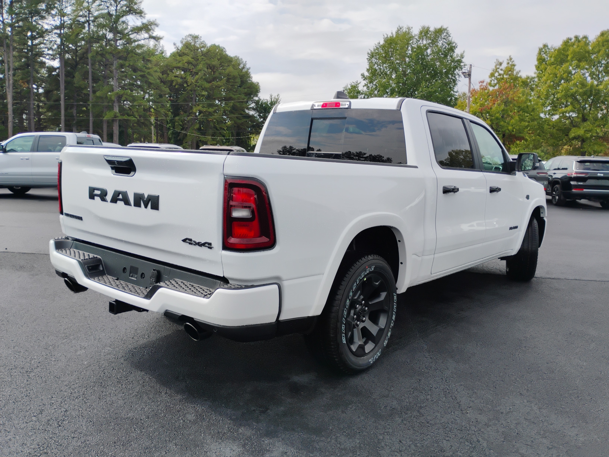2027 Ram 1500 Big Horn photo 5