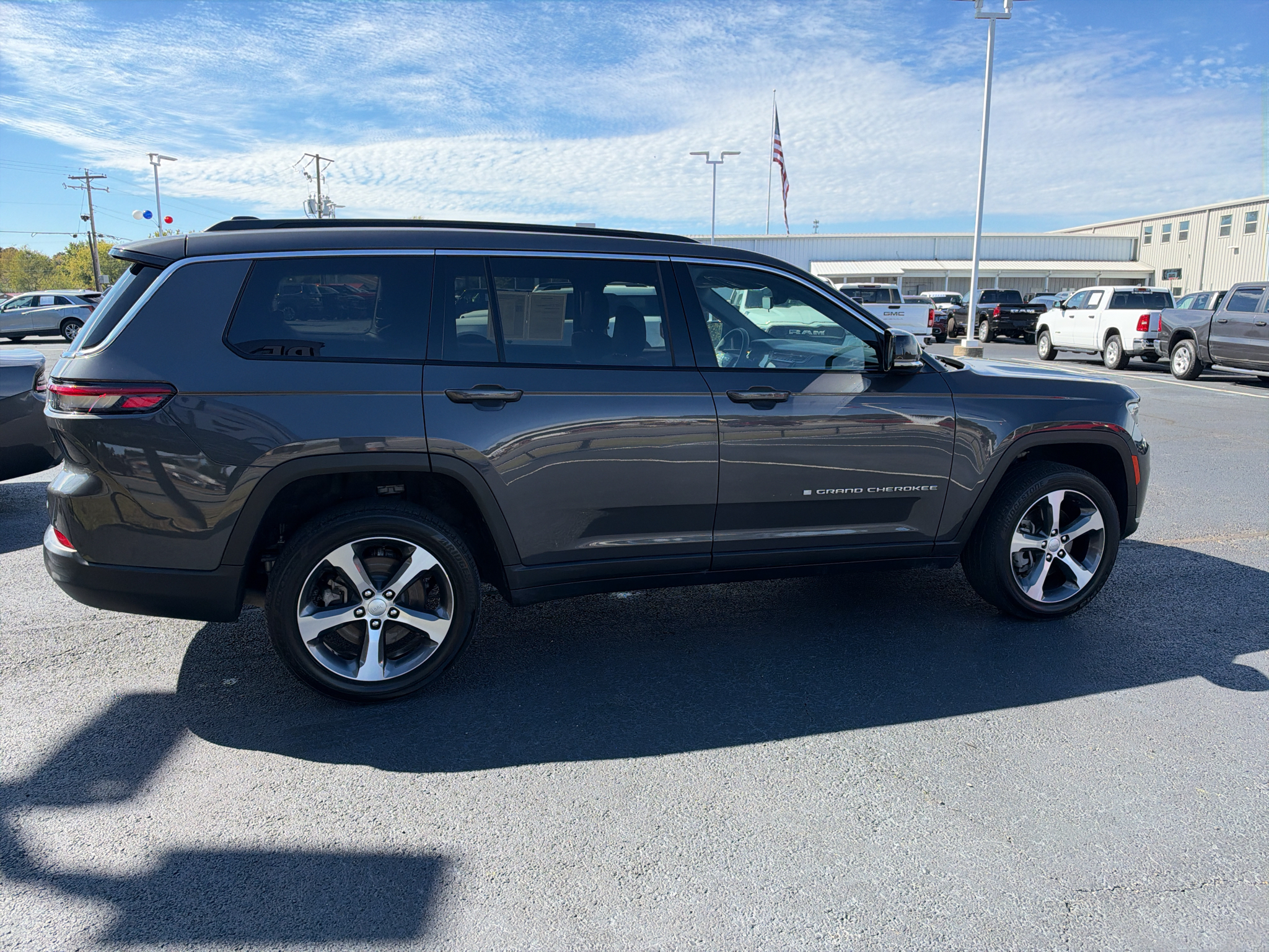 2025 Jeep Grand Cherokee L Limited photo 4