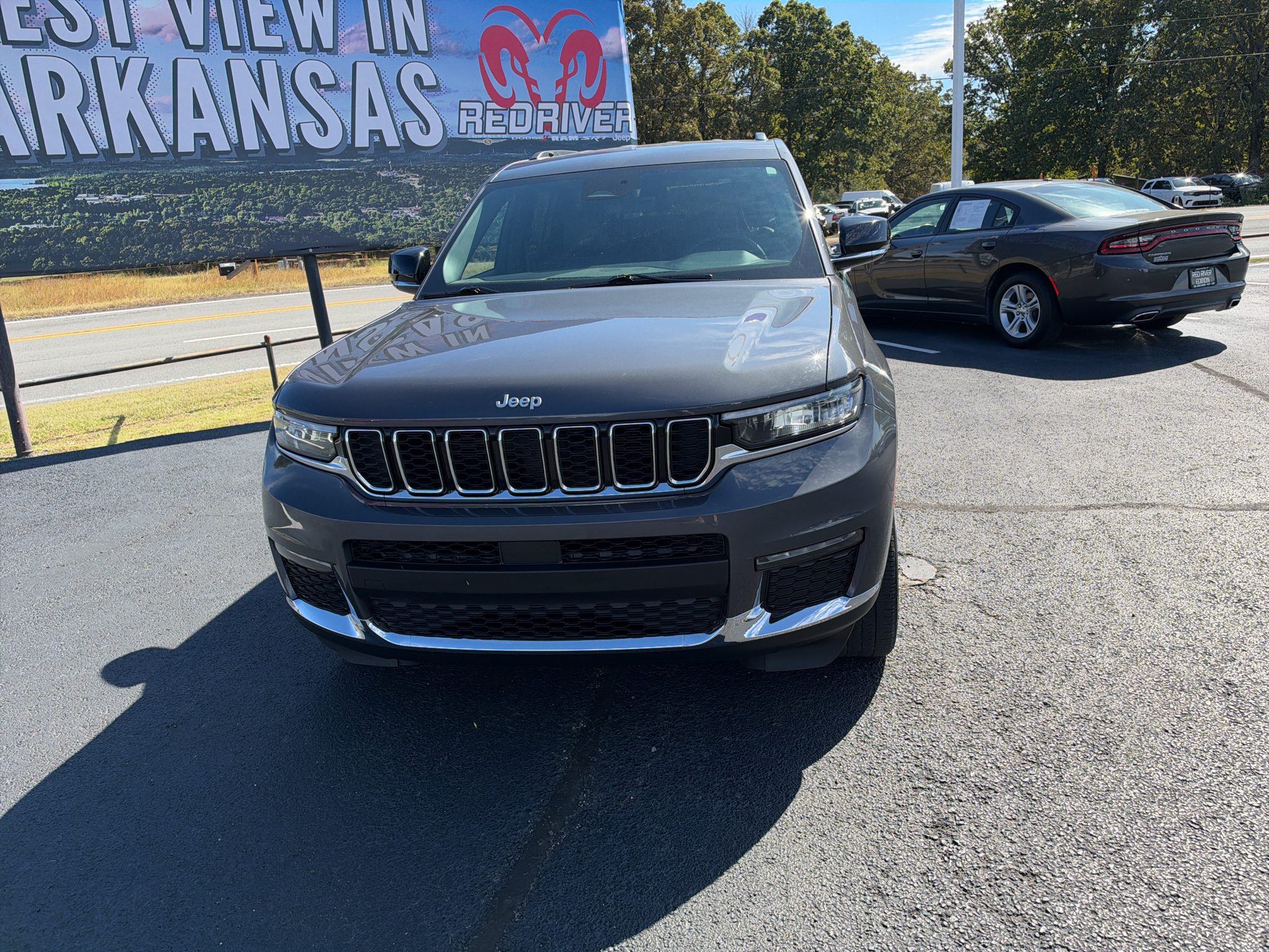 2025 Jeep Grand Cherokee L Limited photo 2