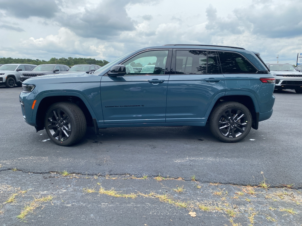 2026 Jeep Grand Cherokee representative vehicle photo