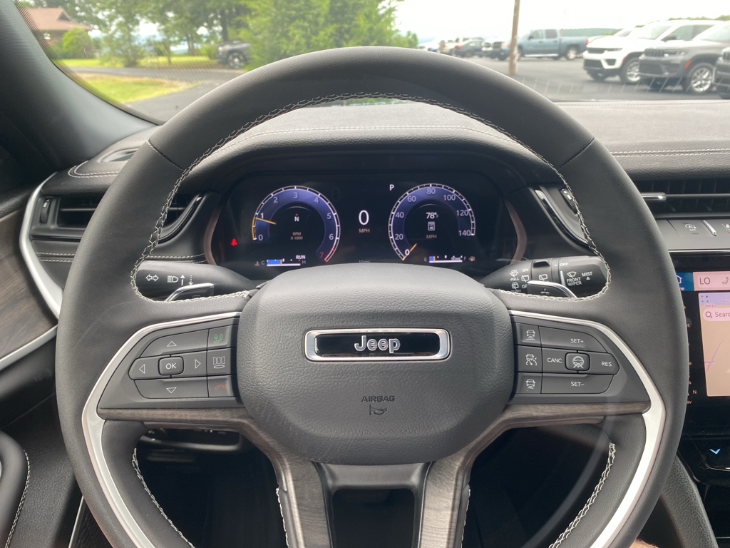 2026 Jeep Grand Cherokee representative vehicle photo
