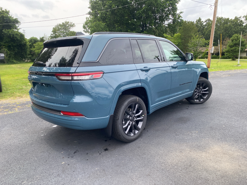 2026 Jeep Grand Cherokee Limited Reserve photo 6