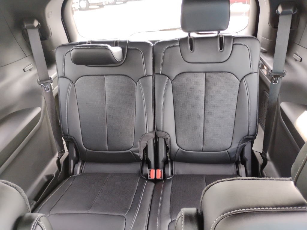 2026 Jeep Grand Cherokee L representative vehicle photo