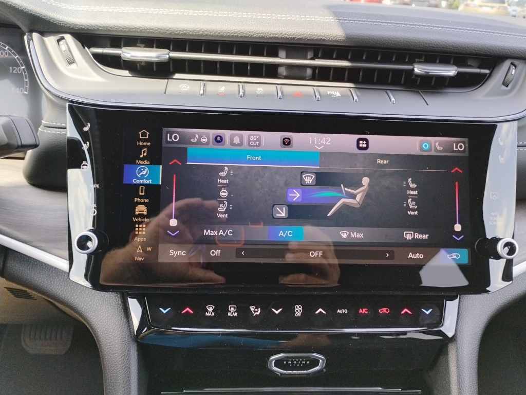 2026 Jeep Grand Cherokee L representative vehicle photo